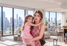 MY HUSBAND HAS BEEN IN WASHINGTON FOR 5 YEARS, SENDING $5,000/MONTH. MY DAUGHTER AND I FLEW SECRETLY TO SURPRISE HIM. BUT WHEN I OPENED THE DOOR AND SAW THAT SCENE, I ASKED FOR DIVORCE…